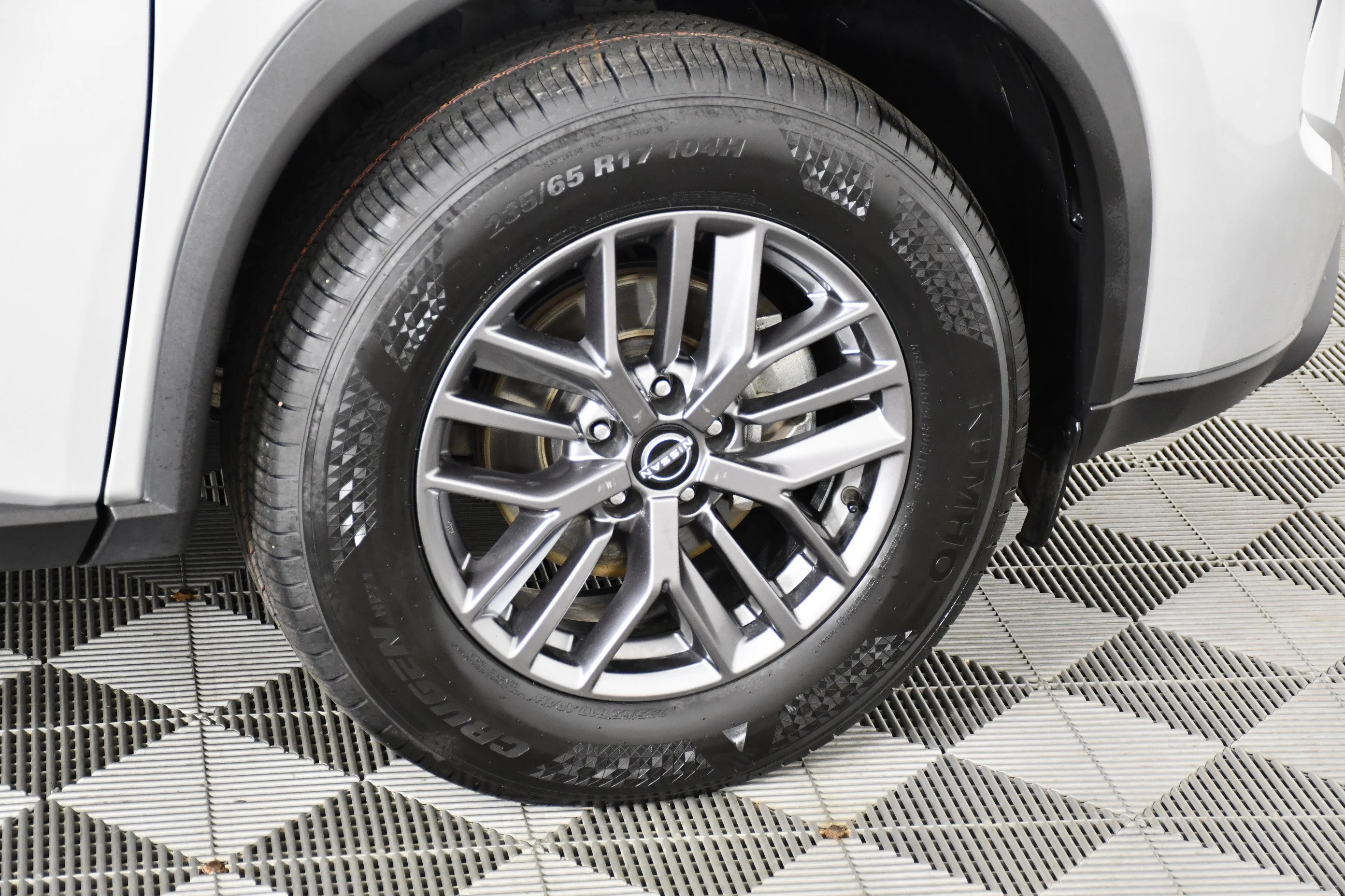 Used 2024 Brilliant Silver Metallic Nissan S image 49