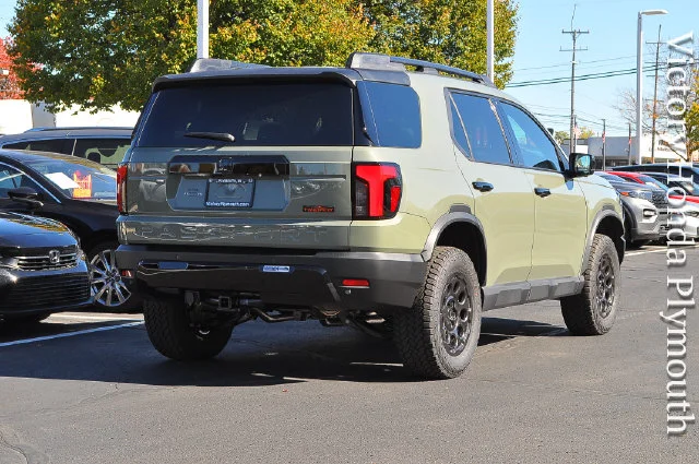 New 2027 Ash Green Metallic Honda TrailSport Elite Blackout image 3