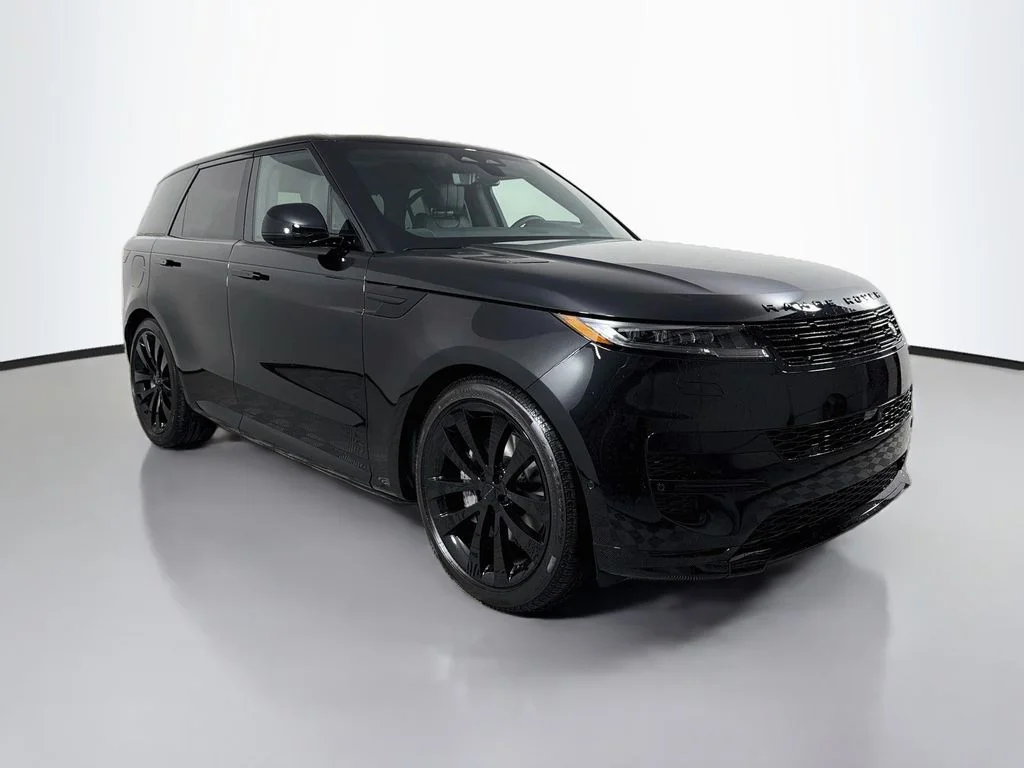 New 2027 Santorini Black Land Rover Dynamic SE image 3