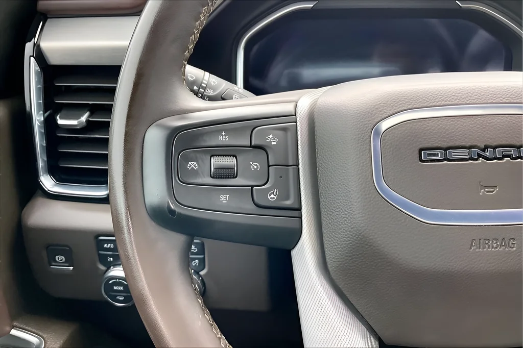 Used 2024 Red GMC Denali image 10