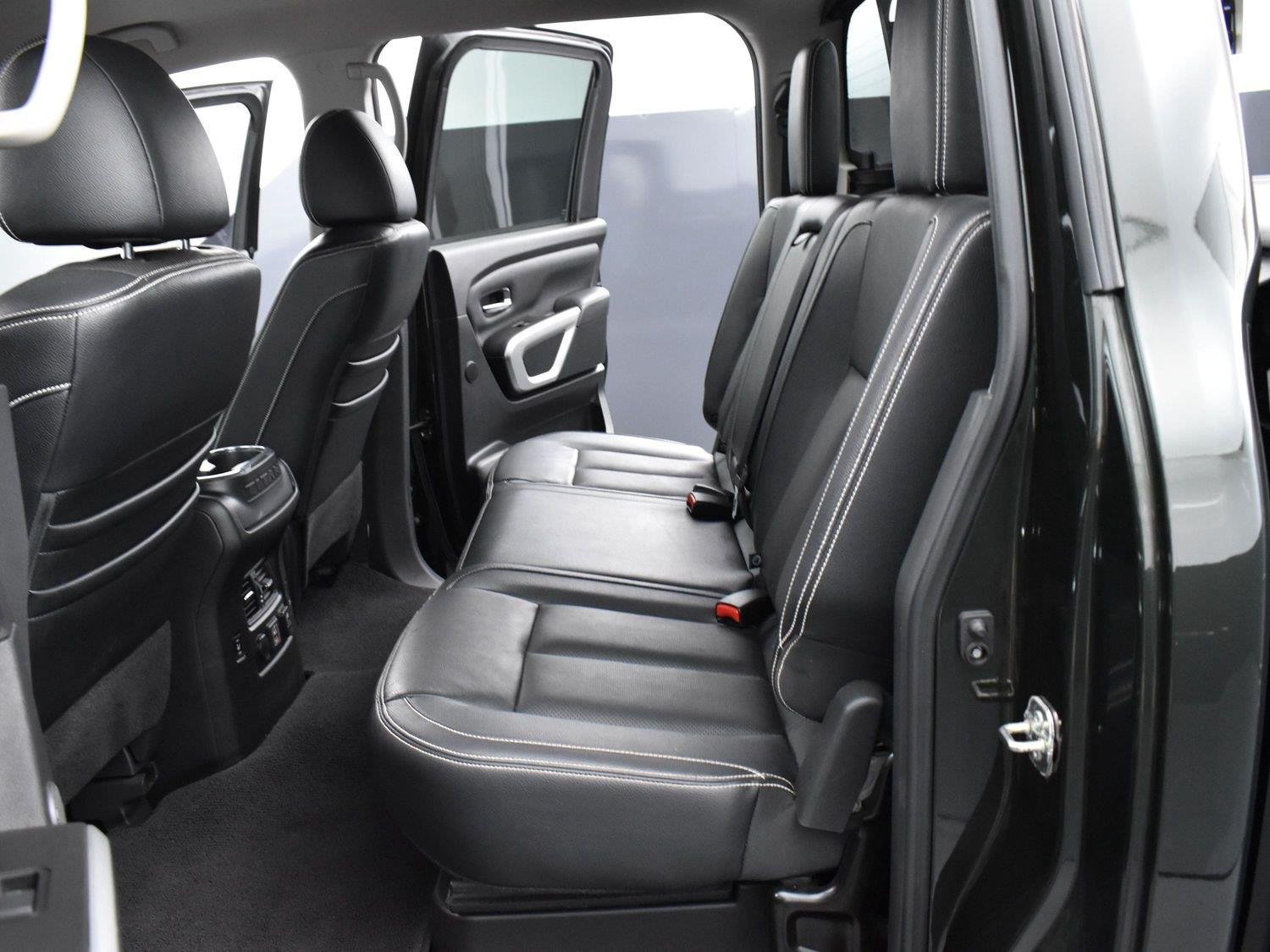 Used 2019 Midnight Pine Metallic Nissan PRO-4X image 28