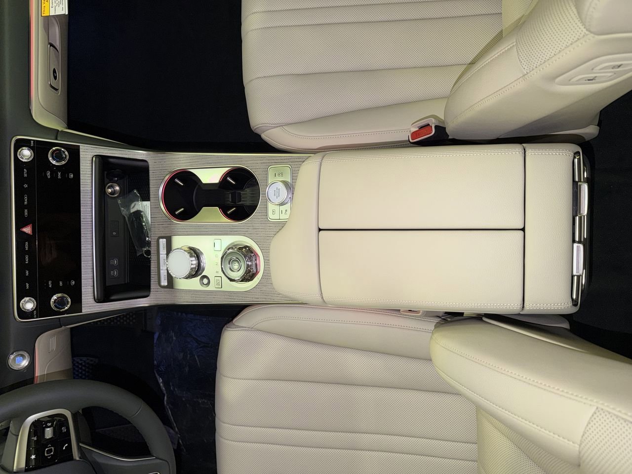 New 2026 Alta White Genesis 2.5T SELECT image 23