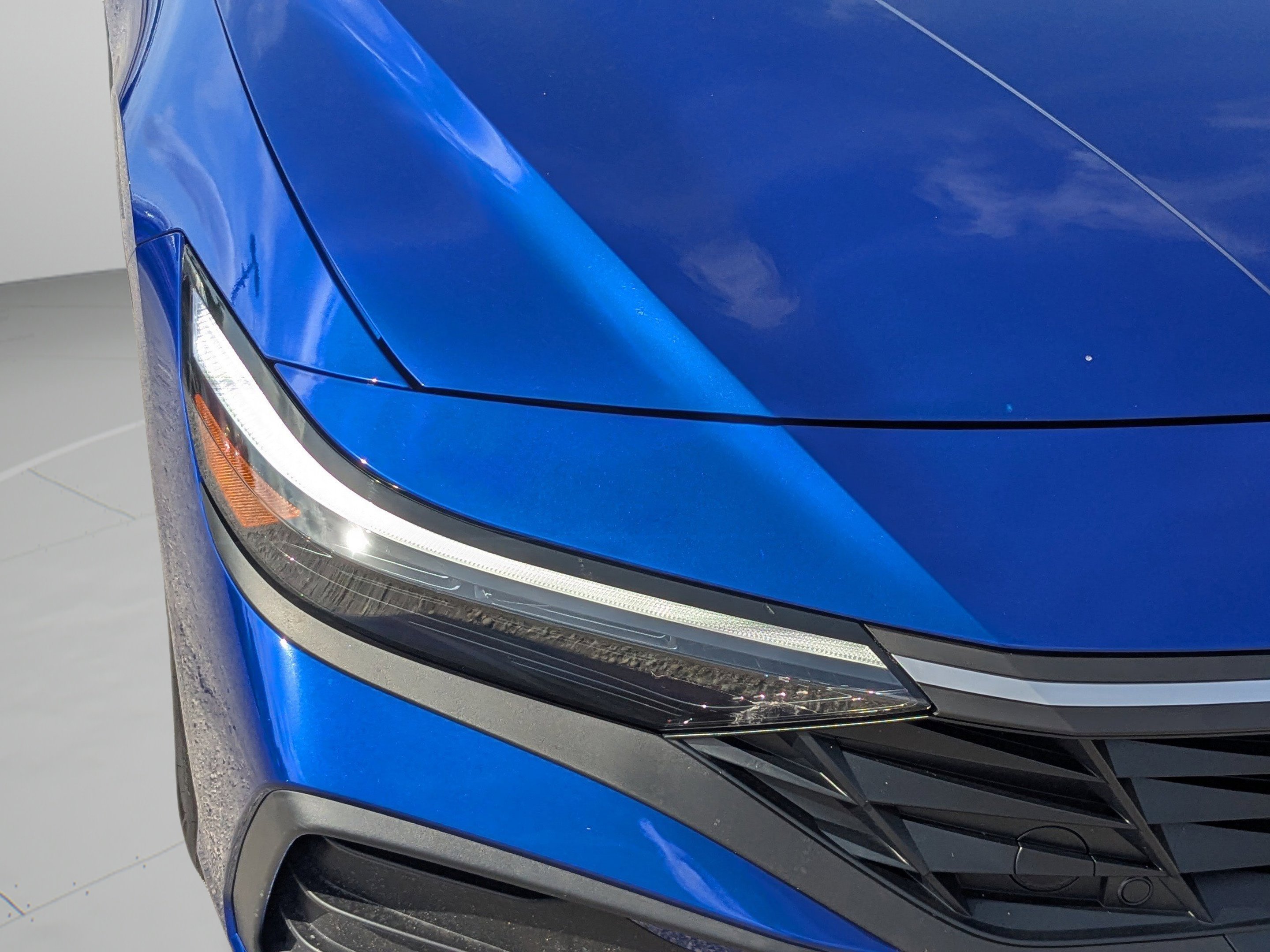 Certified Used 2025 Intense Blue Hyundai SE image 30