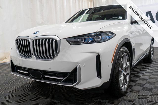 Used 2026 BMW X5 50e with VIN 5UX43EU03T9070218 for sale in Grand Island, NY