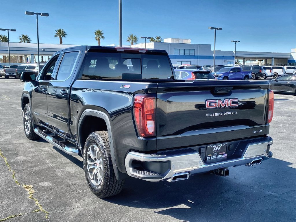 2026 GMC Sierra 1500 SLE - Photo 12