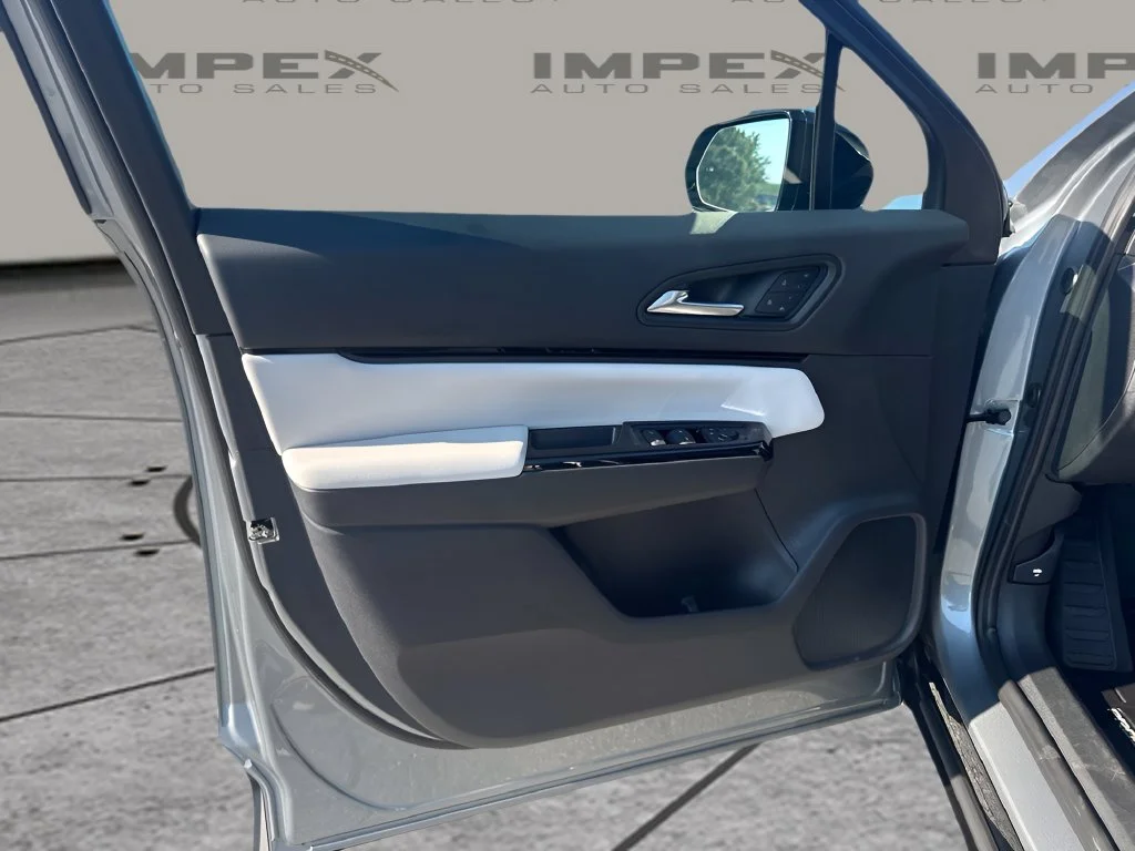 Used 2024 Silver Honda Elite image 23