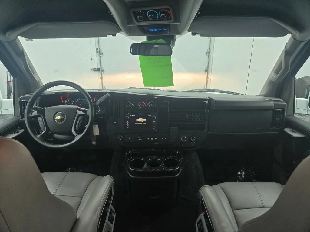 Used 2020 Summit White Chevrolet WT image 2