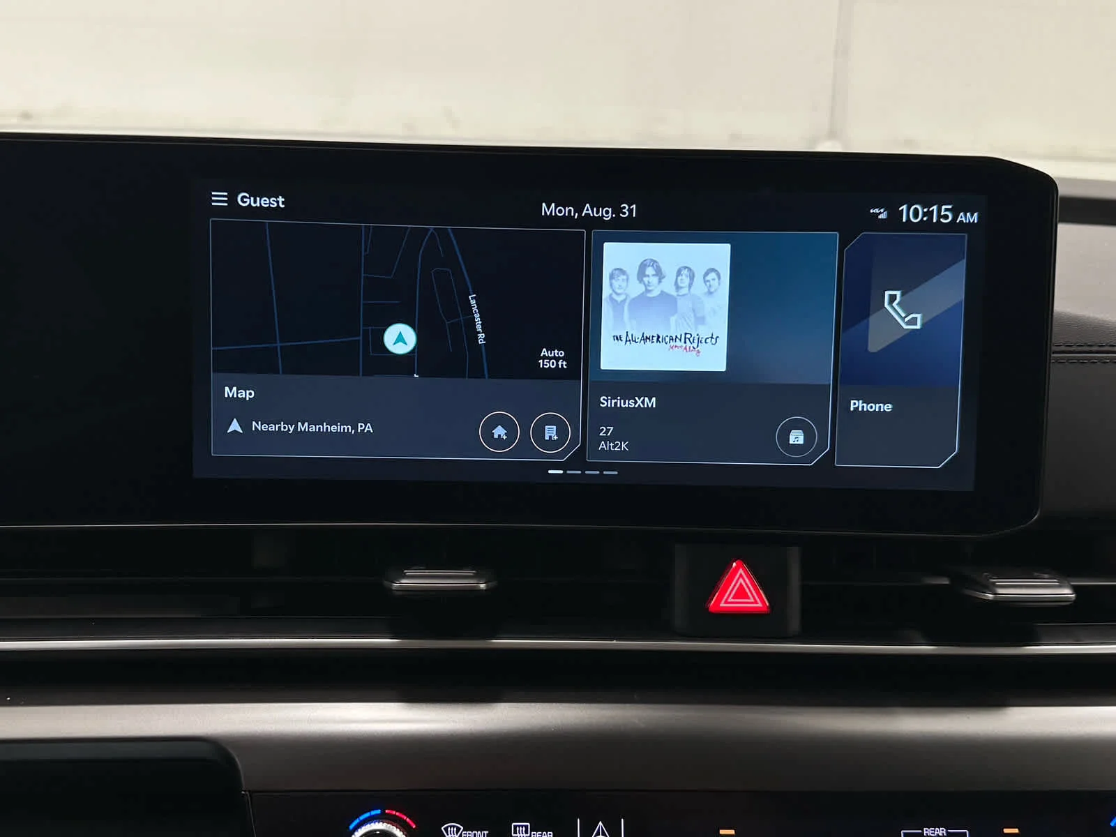 Used 2025 Snow White Pearl Kia SX image 34