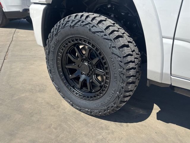 New 2026 Ivory White Tri-Coat Pearl-Coat Exterior Paint RAM Laramie image 21