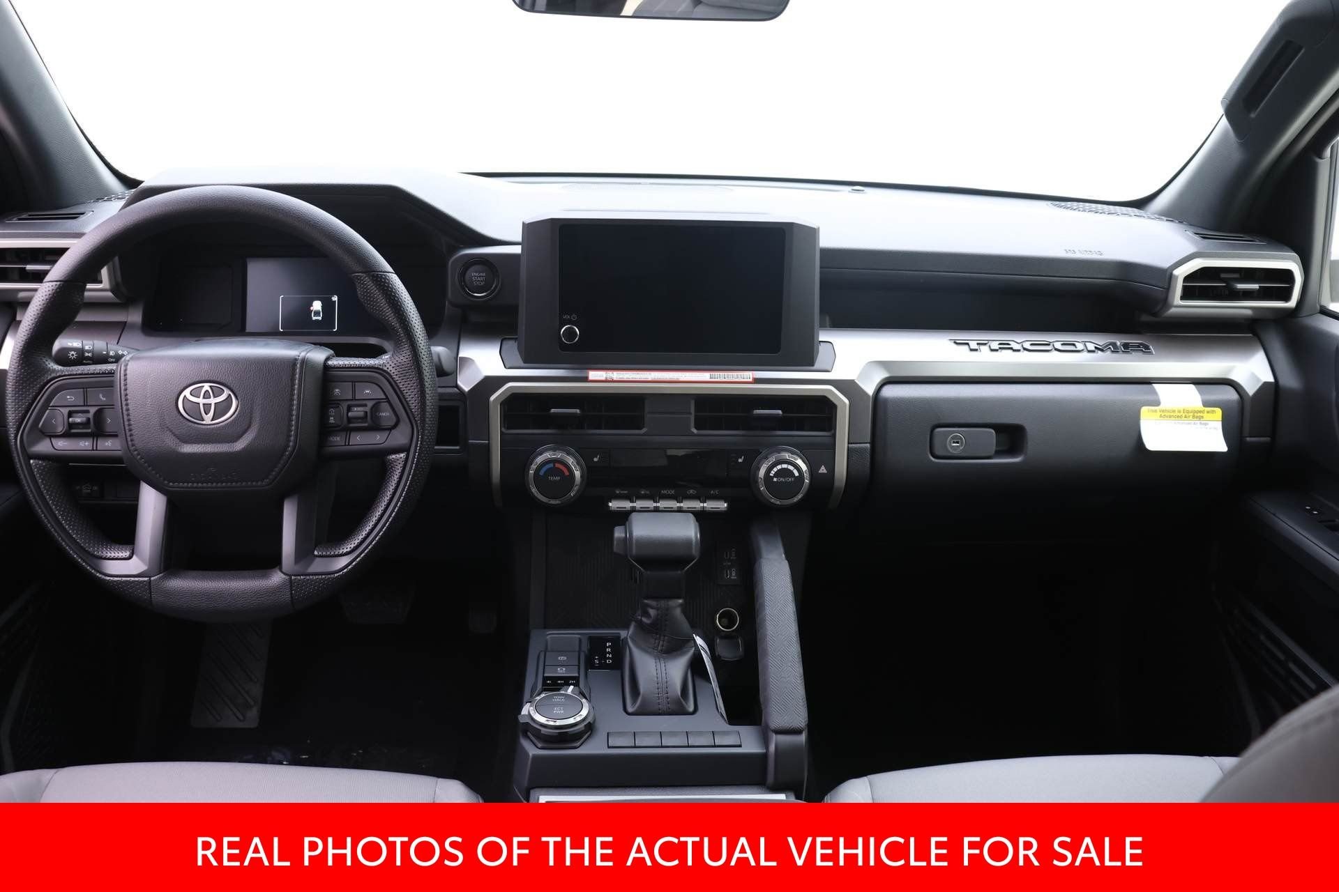 2025 Toyota Tacoma SR5 - Photo 5