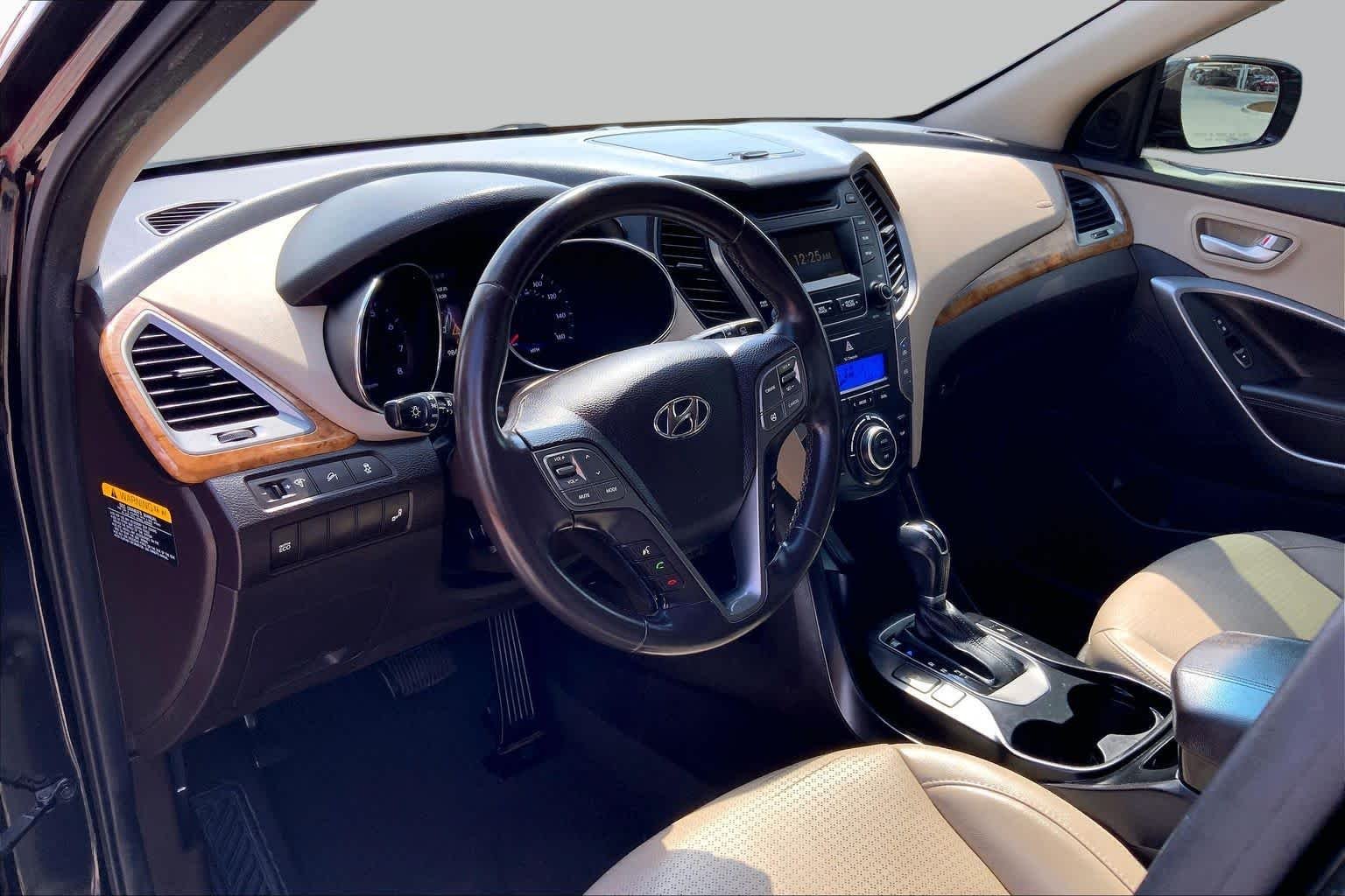 Used 2014 Twilight Black Hyundai  image 18