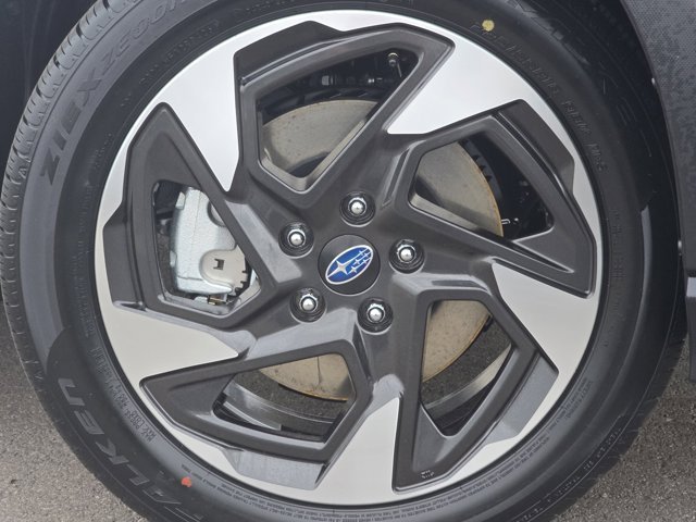 New 2026 CRYSTAL WHITE PEARL Subaru Limited image 14