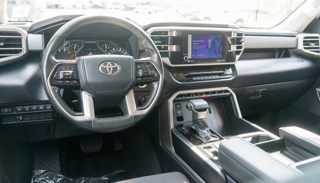 Used 2023 White Toyota SR5 image 14