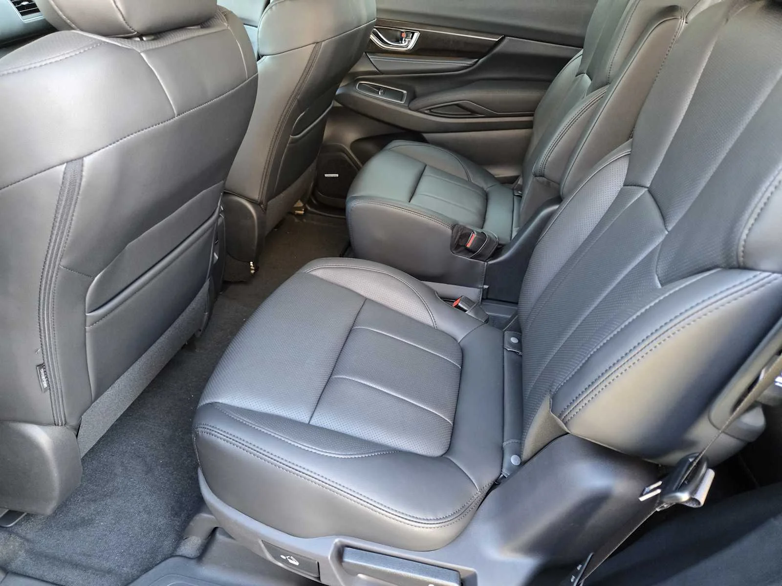 2026 Subaru Ascent Touring - Photo 19