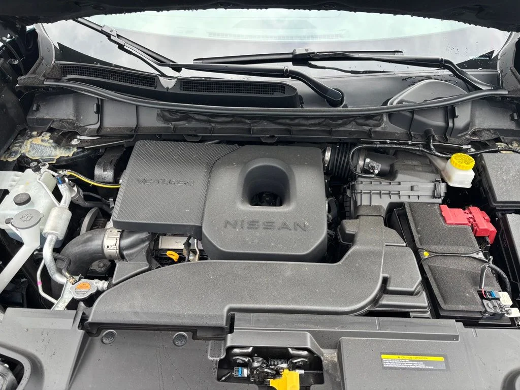 Used 2025 Blue Nissan SL image 31
