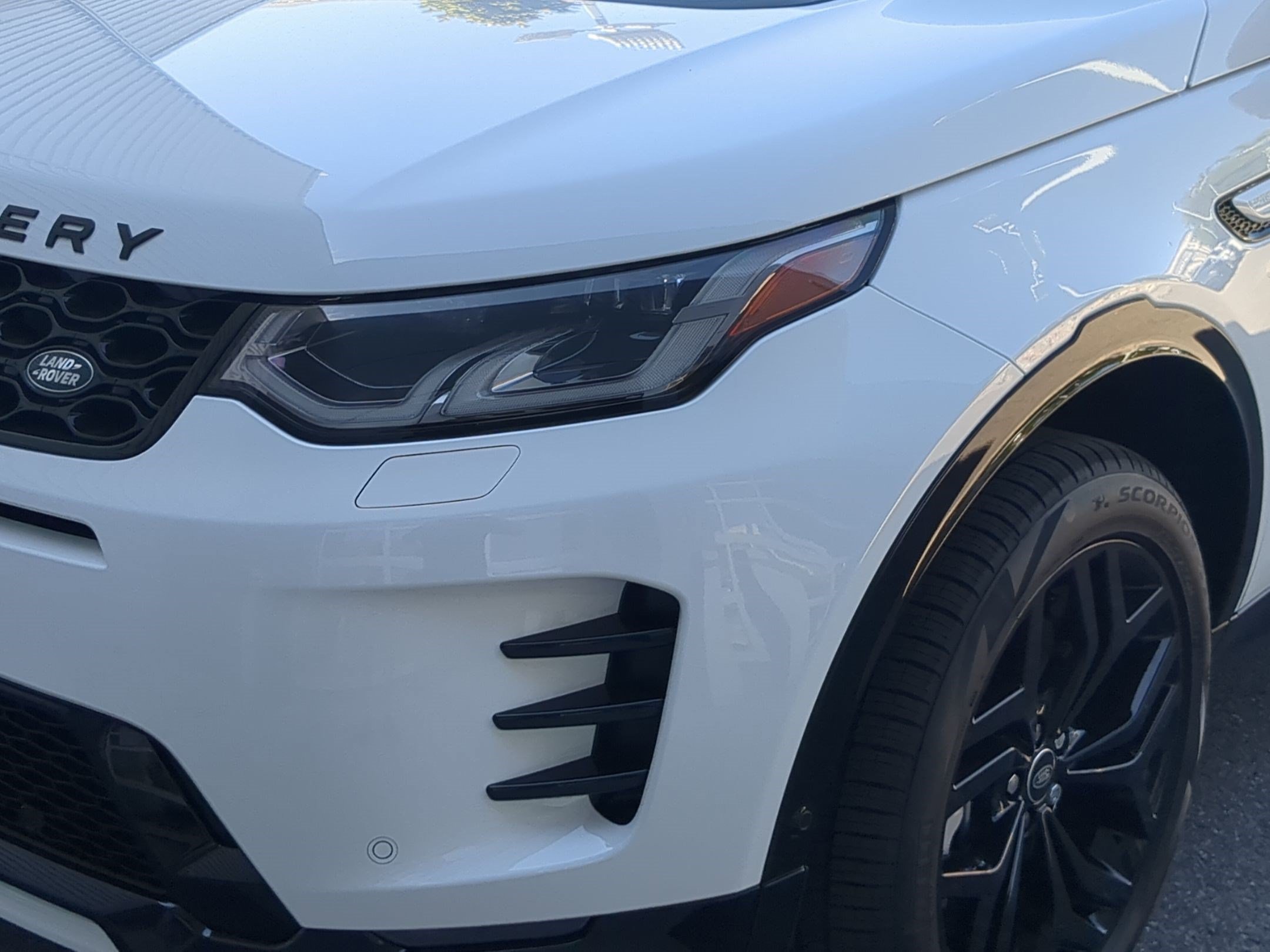 New 2026 Fuji White Land Rover Landmark image 10