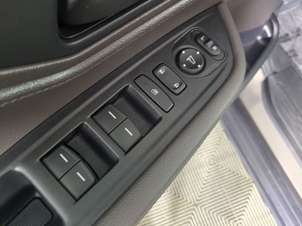 2022 Honda Odyssey EX-L - Photo 15