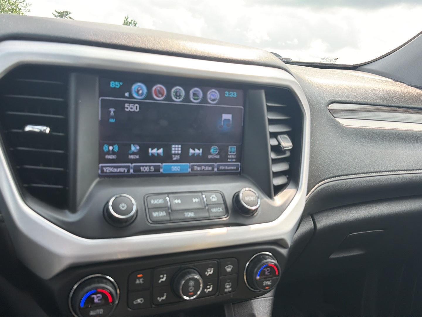 Used 2019 Ebony Twilight Metallic GMC SLT image 17