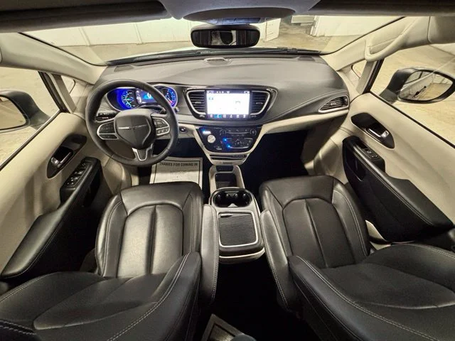 Used 2023 Gray Chrysler Touring L image 12