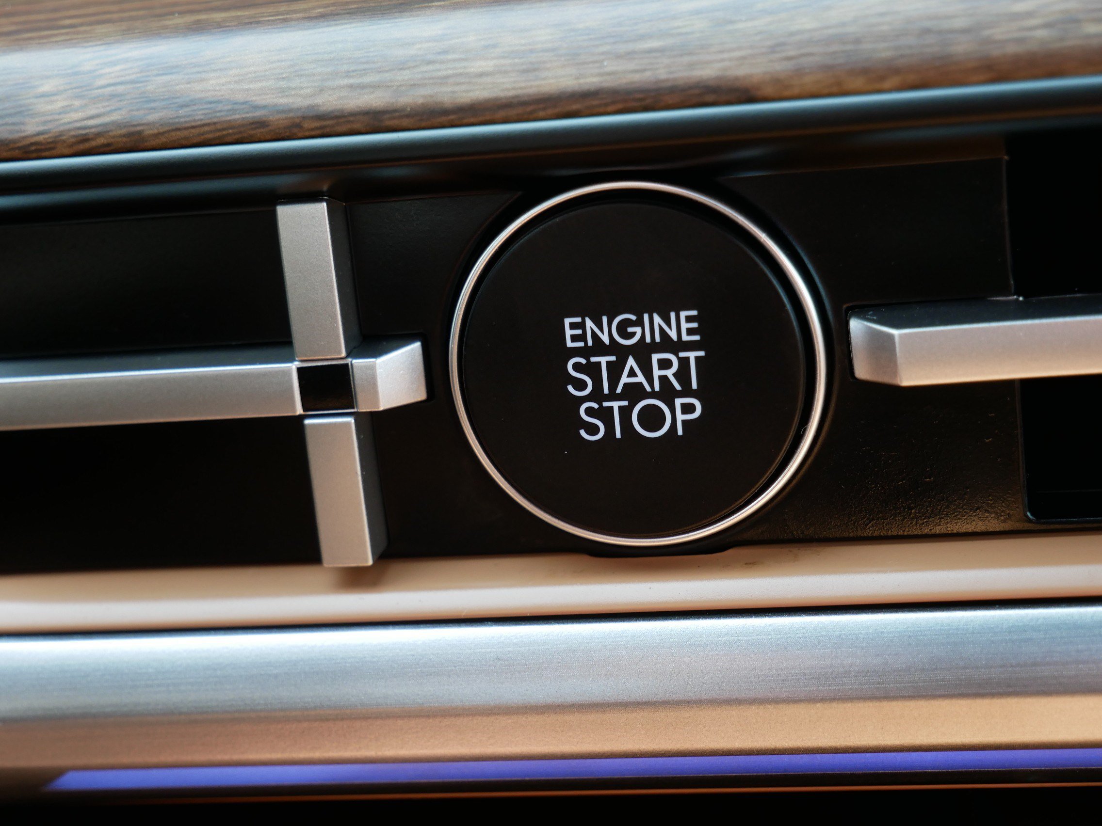 2026 Hyundai Santa Fe Limited - Photo 33