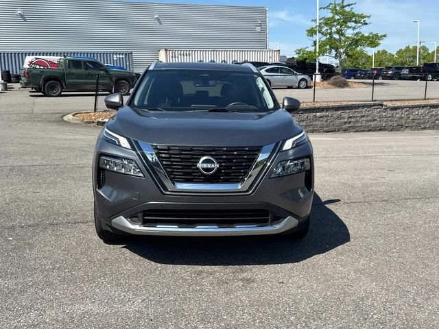 Used 2023 Gray Nissan Platinum image 10