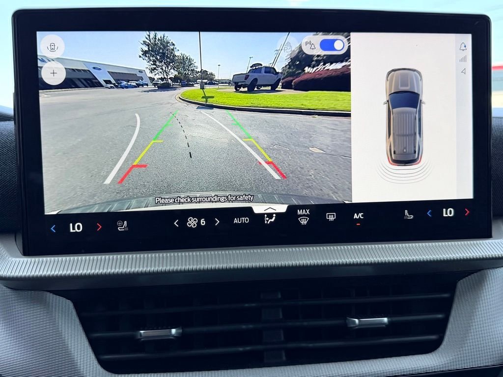 Used 2025 White Ford Active image 34
