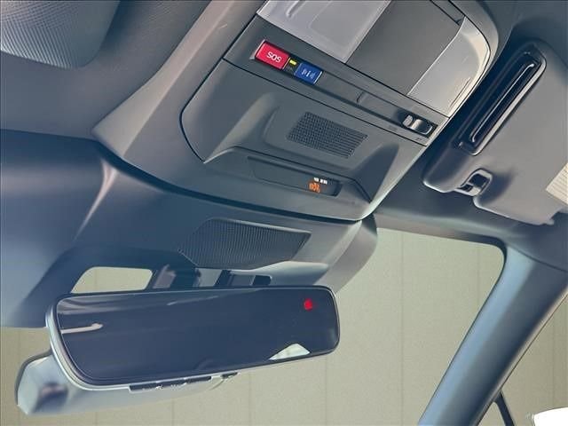 Used 2024 White Subaru Sport image 27
