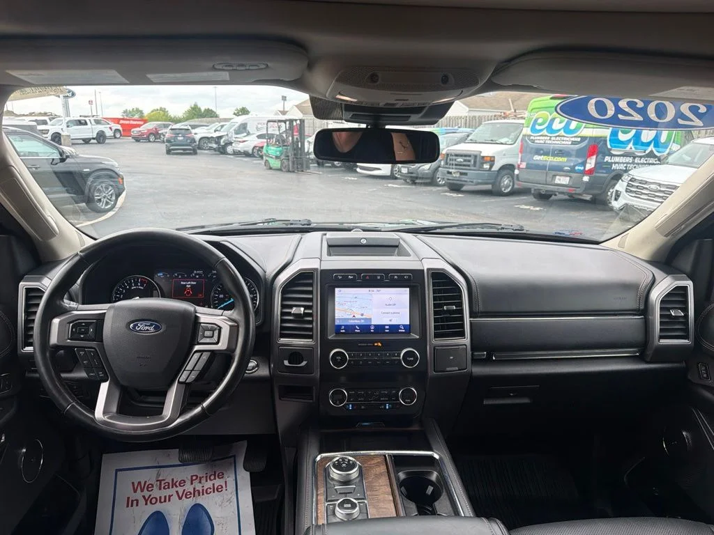 Used 2020 Black Ford Platinum image 18