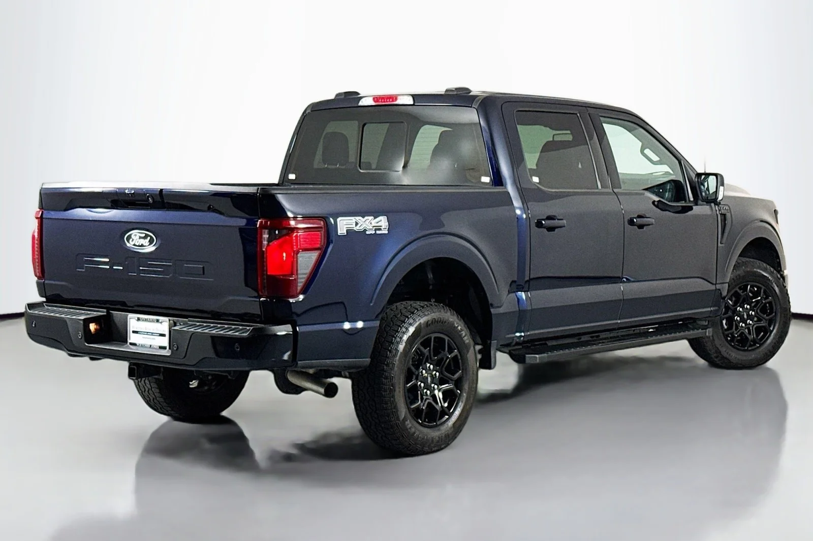 Used 2025 ANTIMATTER BLUE Ford XLT image 13