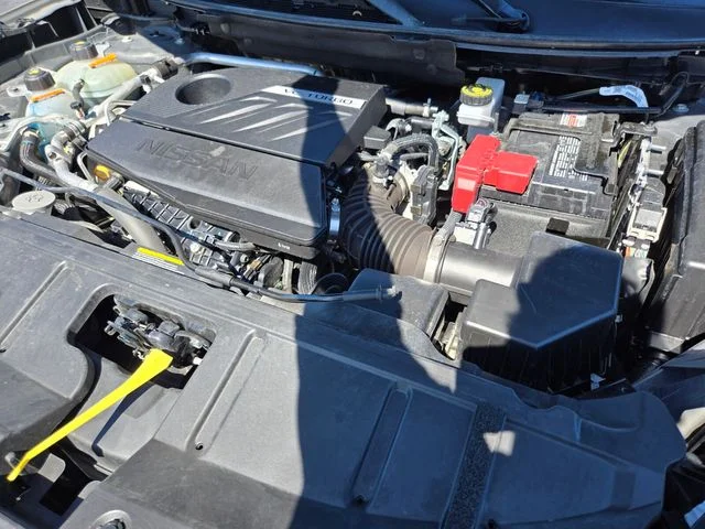 Used 2025 Beige/tan Nissan SV image 23