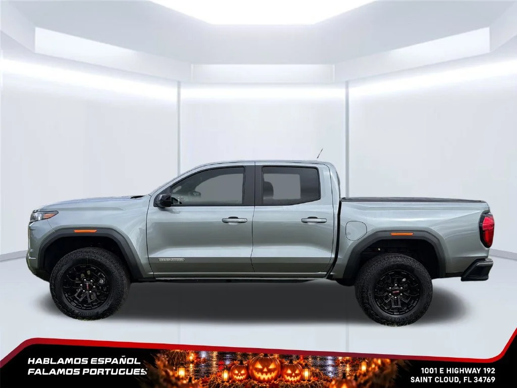 New 2026 Sterling Metallic GMC Elevation image 2