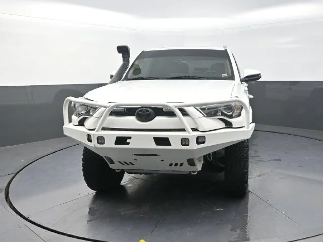 Used 2016 White Toyota SR5 Premium image 2
