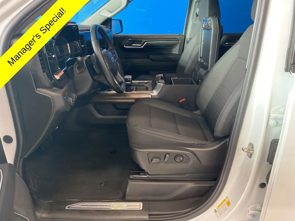 Used 2024 White Chevrolet LT Trail Boss image 7