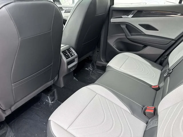 New 2026 Green Volkswagen 2.0T SE R-Line Black image 10
