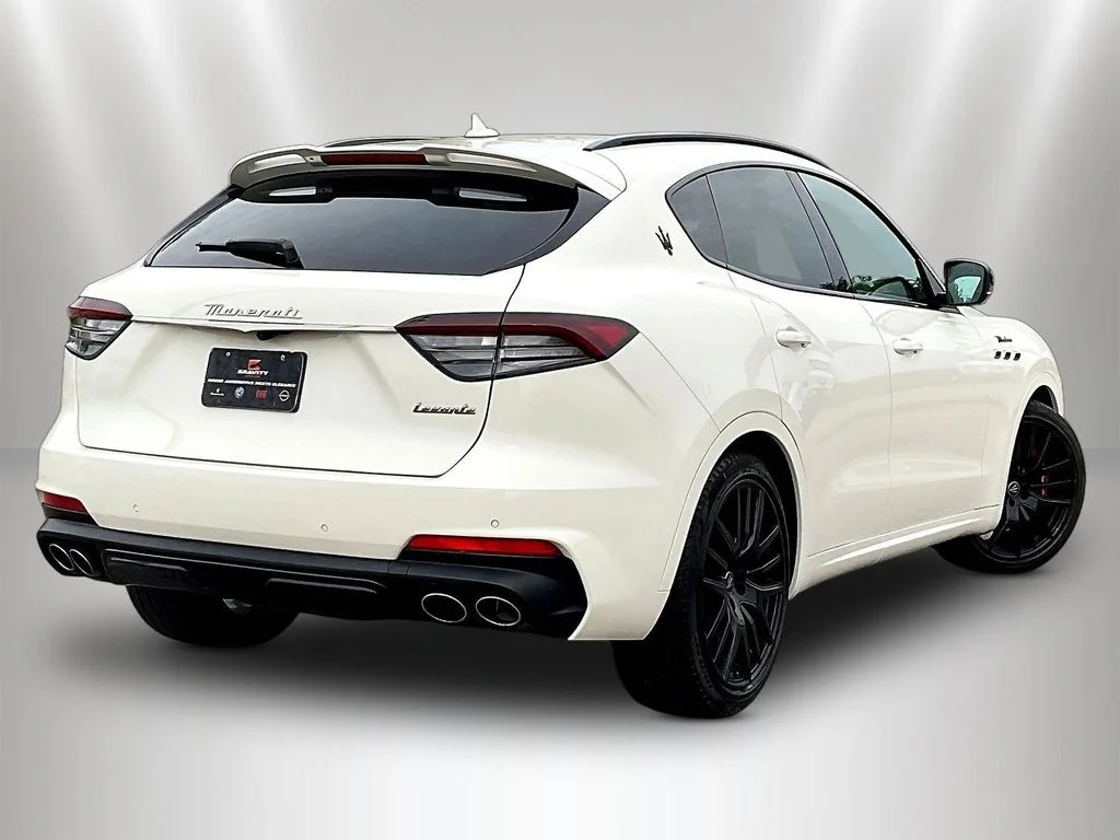 Used 2024 Bianco Maserati Modena image 6