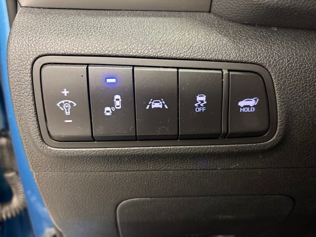 Used 2018 Blue Hyundai Limited image 16