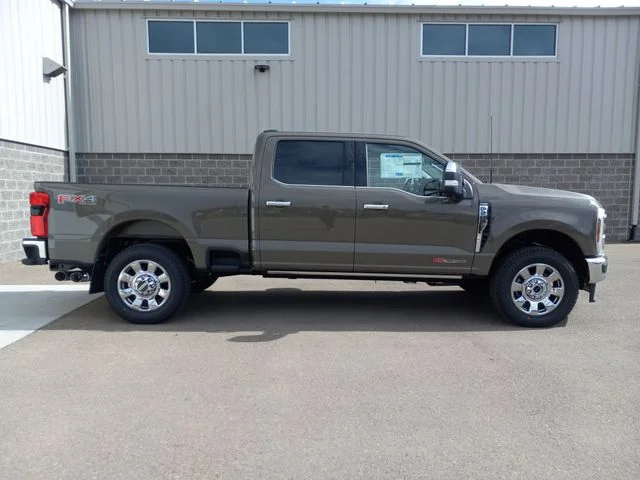 New 2026 Marsh Gray Ford Lariat image 2