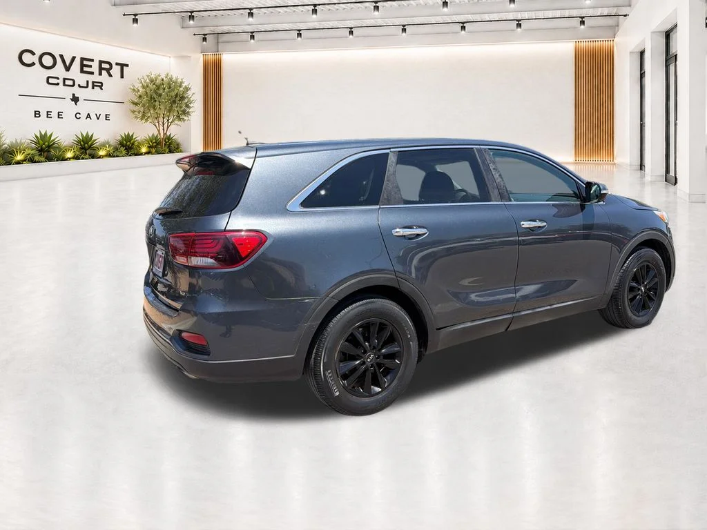 Used 2020 Gray Kia LX image 11