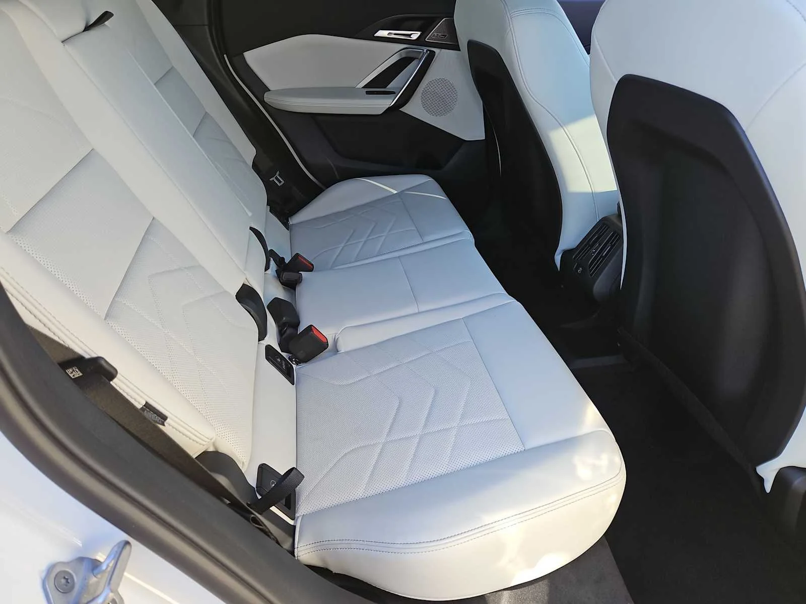 New 2026 White BMW xDrive28i image 20
