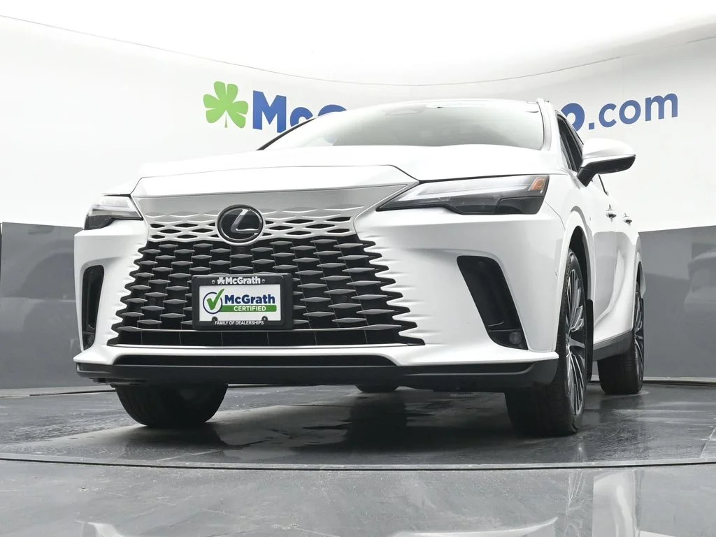 Used 2025 White Lexus 350 Premium Plus image 7