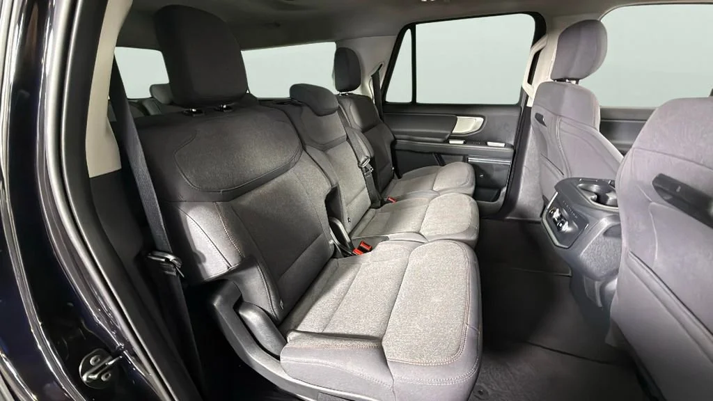 Used 2025  Ford Active image 28