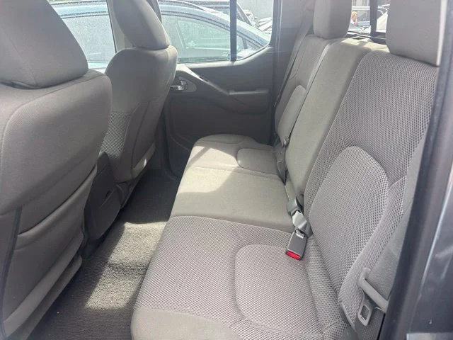 Used 2019 Gray Nissan SV image 5