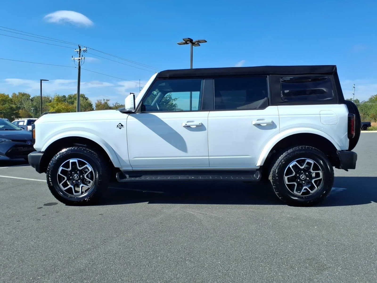 Used 2025 Oxford White Ford Outer Banks image 3