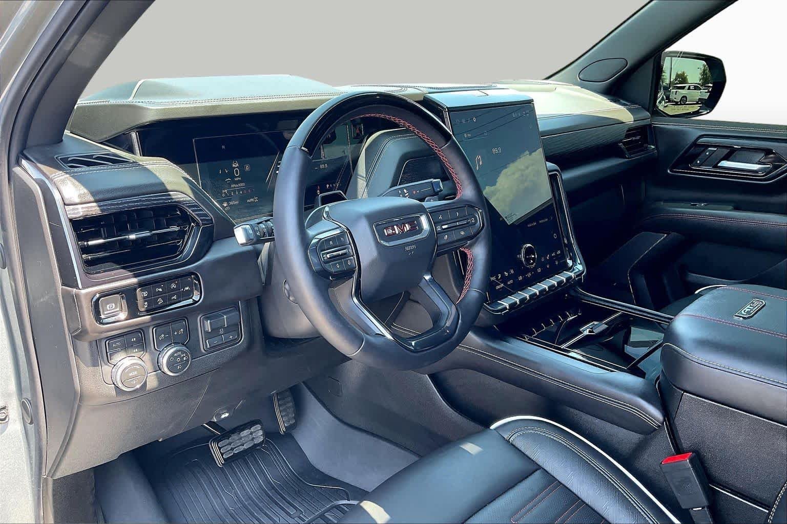 Used 2026 Sterling Metallic GMC AT4 Ultimate image 18
