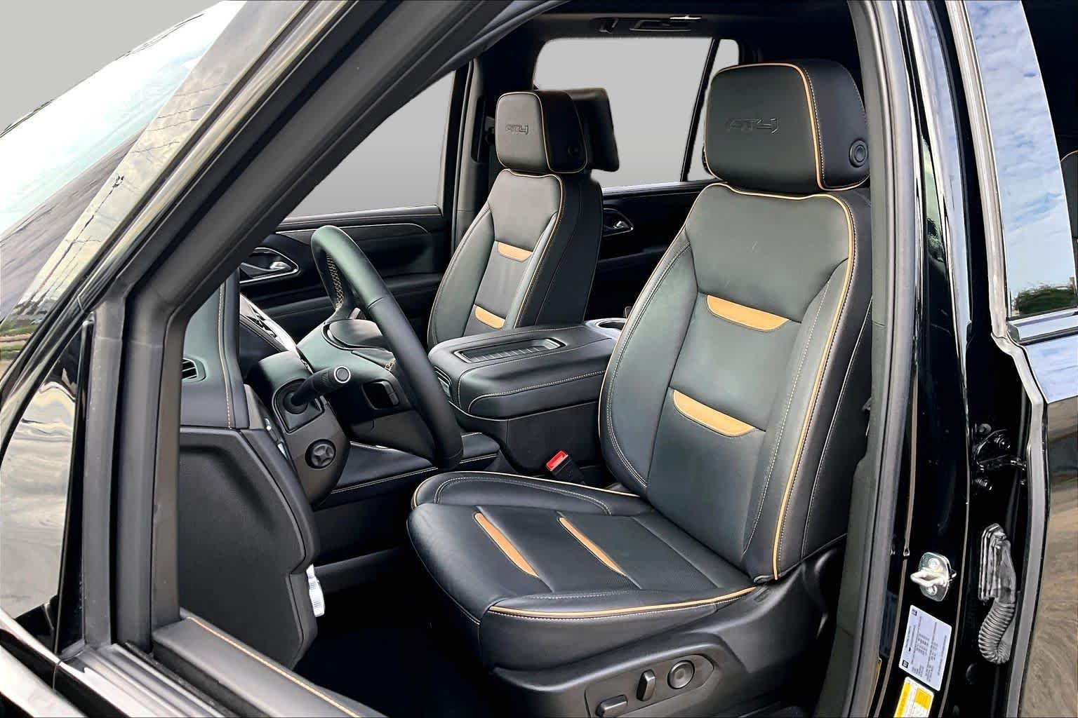 Used 2024 Onyx Black GMC AT4 image 8