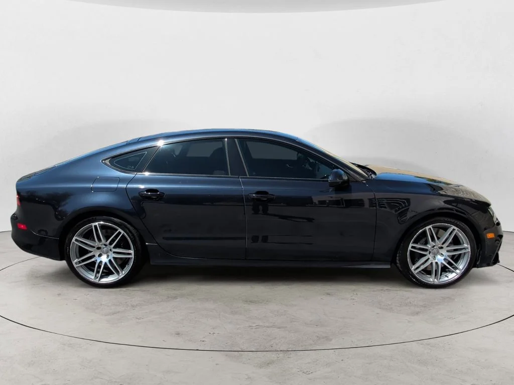 Used 2014 Blue Audi 4.0T Prestige image 6