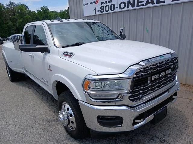 2019 RAM 3500 Limited 4X4 Crew Cab LWB's photo