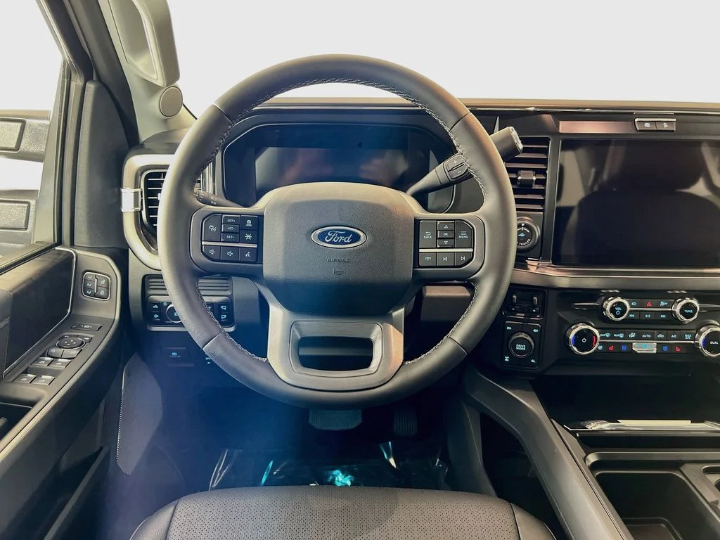 New 2026 Star White Metallic Tri-Coat Ford Lariat image 27