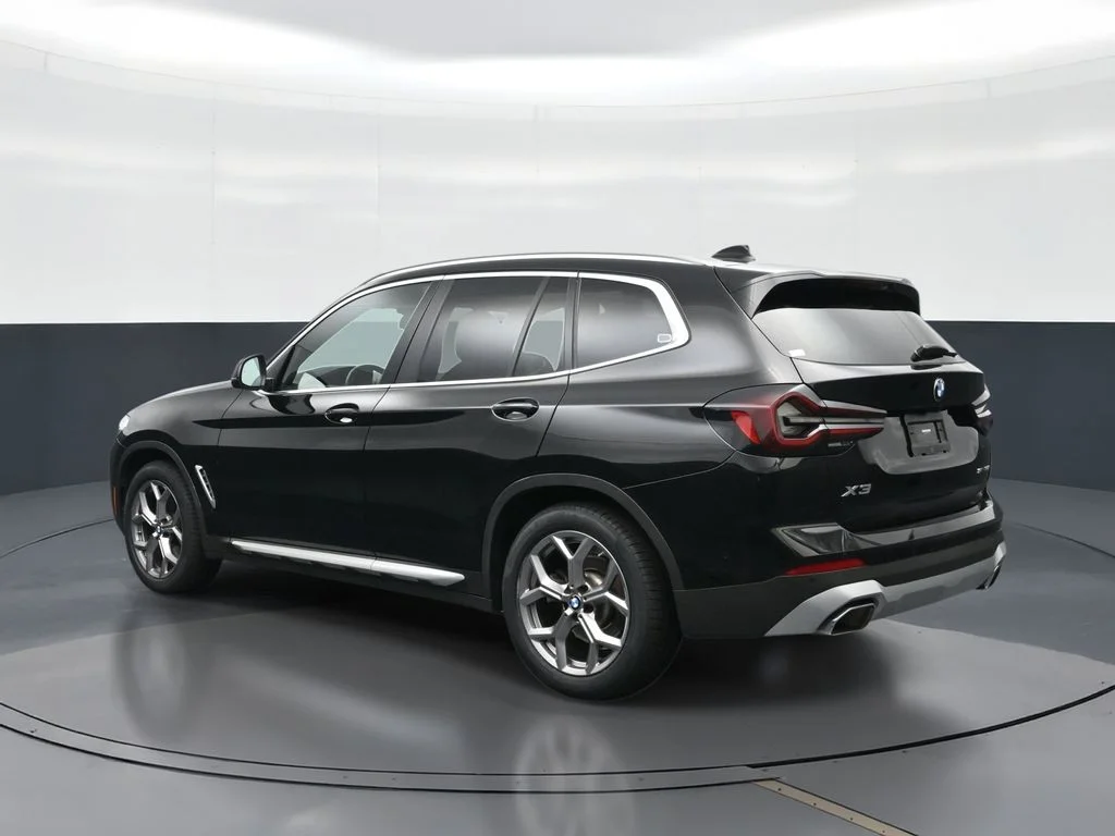 2023 BMW X3 30i - Photo 3