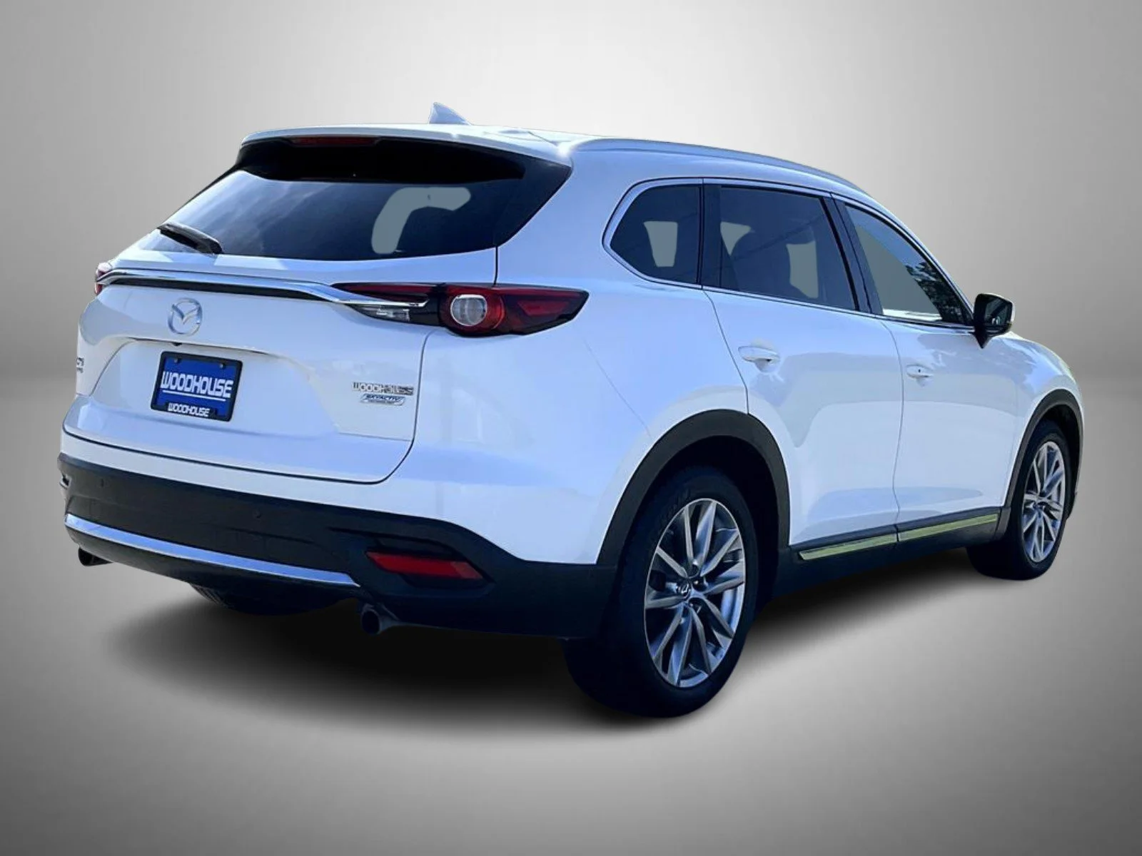Used 2019 White Mazda Signature image 5